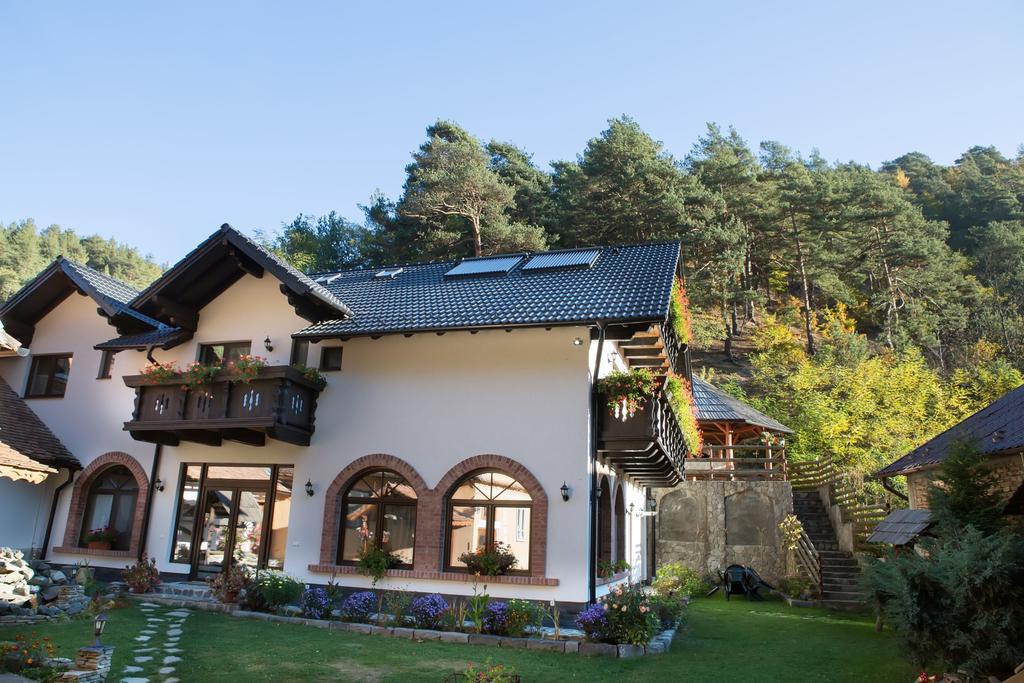 Casa Stefania Talmacel Exterior photo