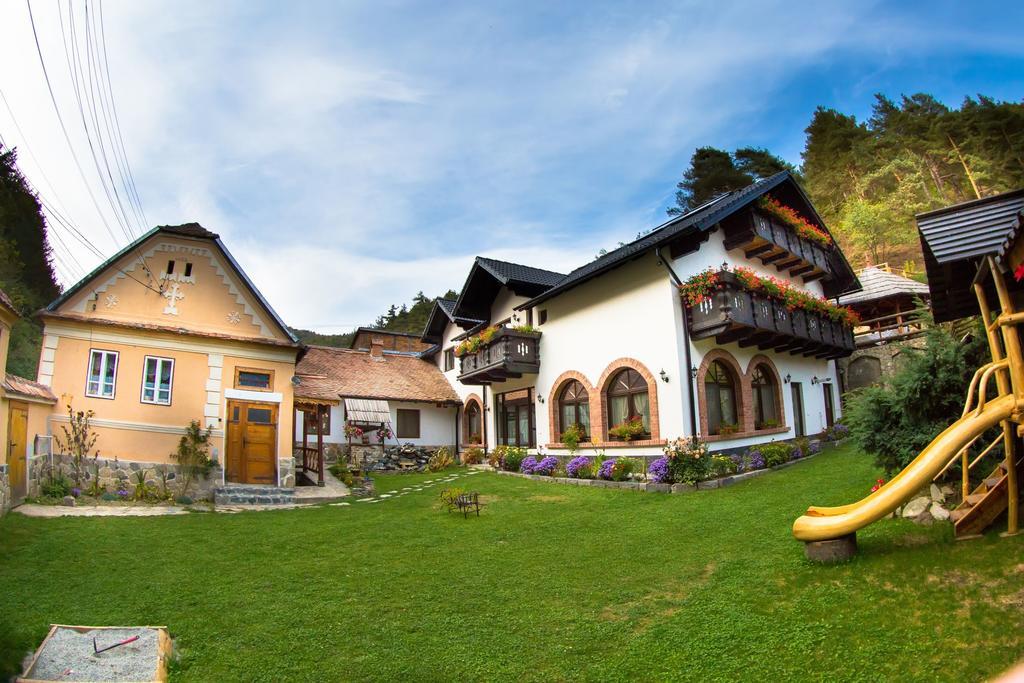 Casa Stefania Talmacel Exterior photo