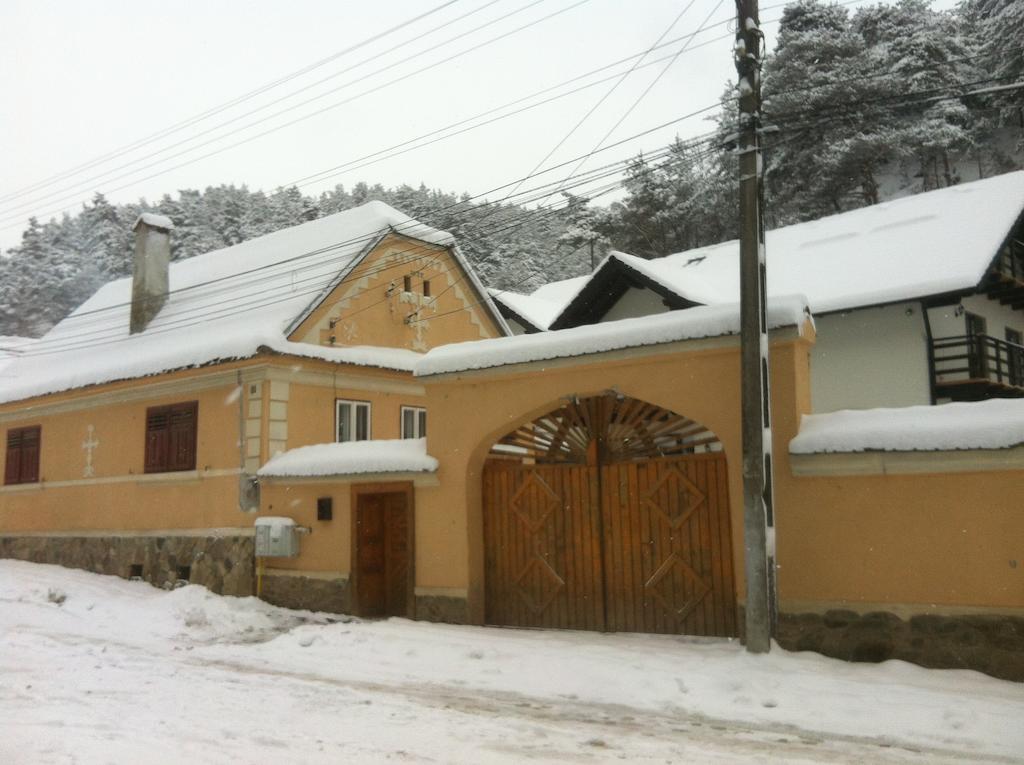 Casa Stefania Talmacel Exterior photo